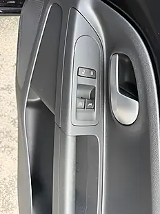 Used 2019 Volkswagen Up! Move Up! Black - Interior and Exterior details 17