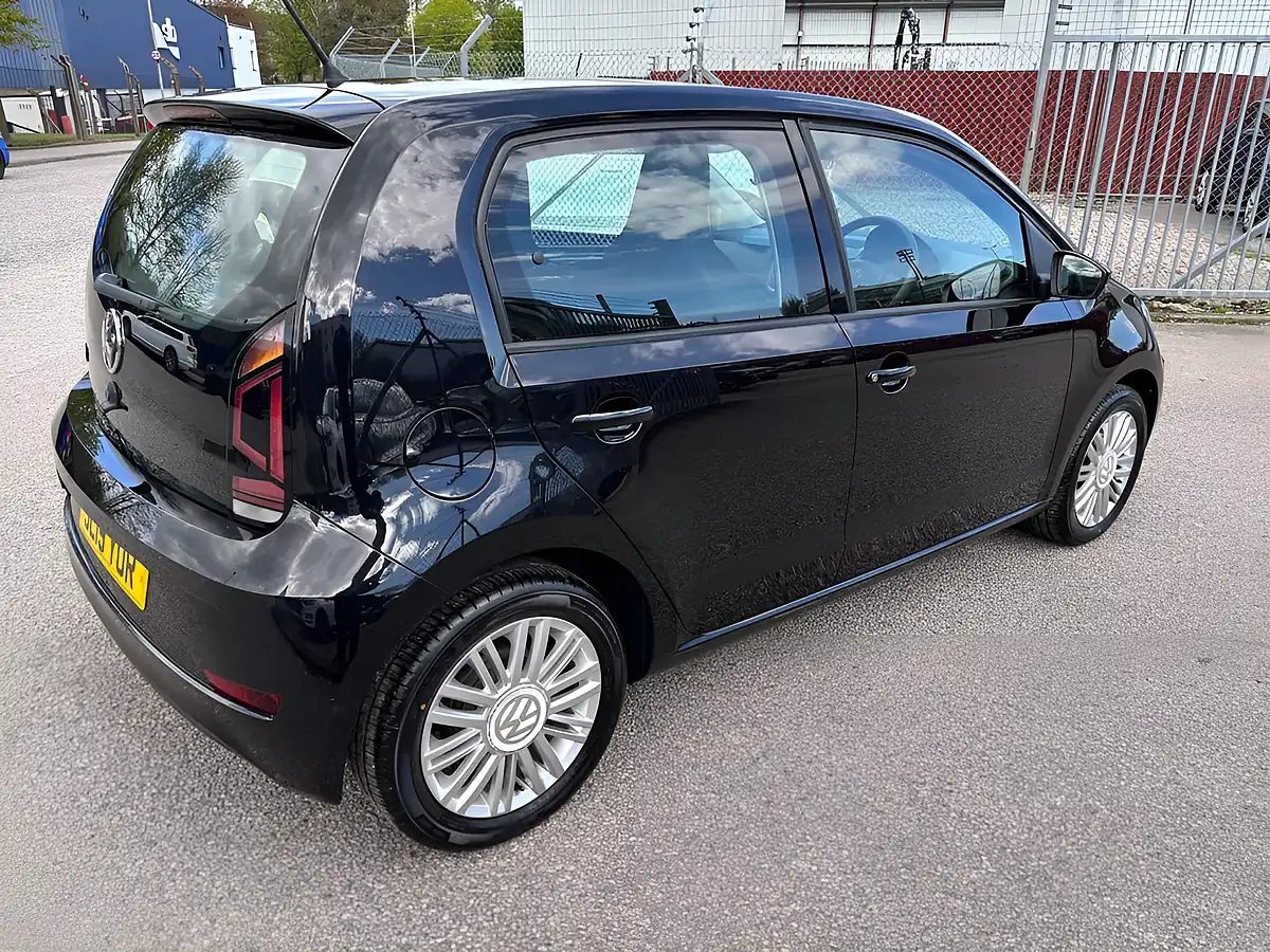 Used 2019 Volkswagen Up! Move Up! Black - Interior and Exterior details 10