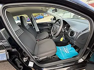 Used 2019 Volkswagen Up! Move Up! Black - Interior and Exterior details 3