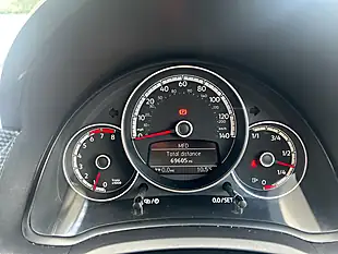 Used 2019 Volkswagen Up! Move Up! Tech Edition Red - Interior and Exterior details 13