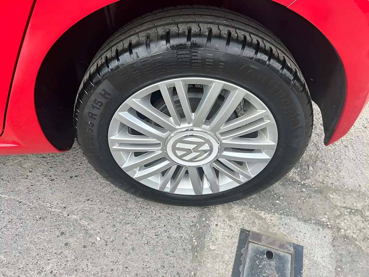 Used 2019 Volkswagen Up! Move Up! Tech Edition Red - Interior and Exterior details 17