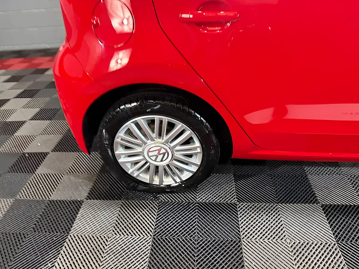 Used 2019 Volkswagen Up! Move Up! Tech Edition Red - Interior and Exterior details 14