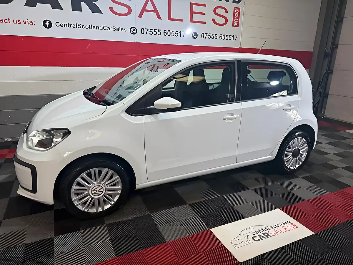 Used 2019 Volkswagen Up! Move Up! White - Interior and Exterior details 8