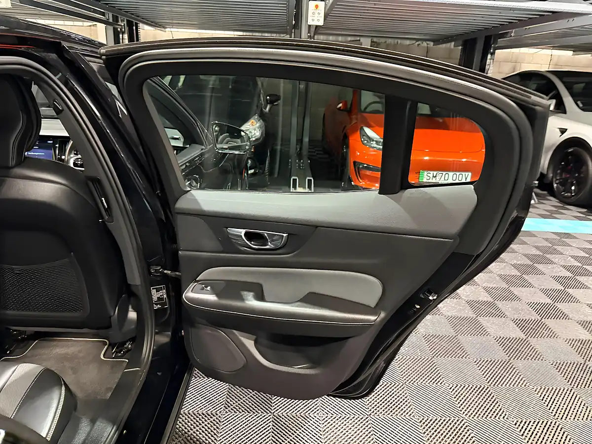 Used 2019 Volvo S60 R-Design Edition Black - Interior and Exterior details 14