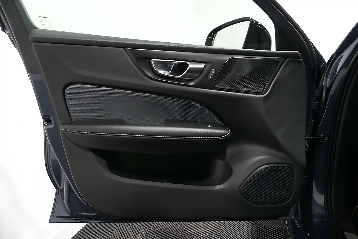 Used 2019 Volvo S60 R-Design Edition Denim Blue - Interior and Exterior details 12
