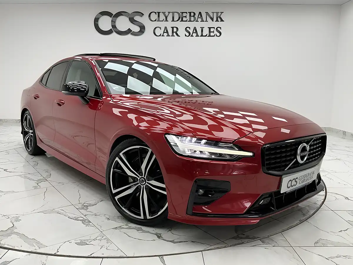Used 2019 Volvo S60 R-Design Edition Red - Front View