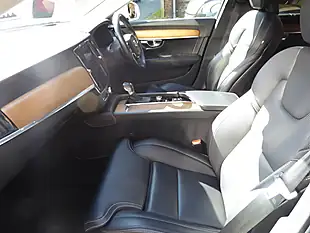 Used 2019 Volvo S90 Inscription Plus Silver - Interior and Exterior details 11