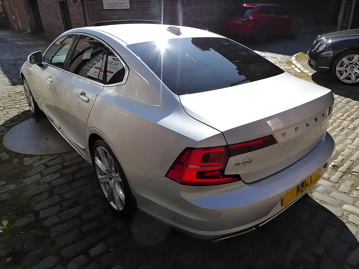 Used 2019 Volvo S90 Inscription Plus Silver - Interior and Exterior details 4