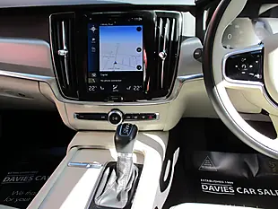 Used 2019 Volvo S90 Momentum Blue - Interior and Exterior details 7
