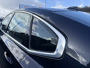 Used 2019 Volvo S90 Momentum Plus Magic Blue - Interior and Exterior details 10