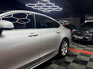 Used 2019 Volvo S90 Momentum Silver - Interior and Exterior details 14