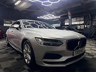 Used 2019 Volvo S90 Momentum Silver - Interior and Exterior details 5