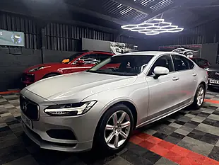 Used 2019 Volvo S90 Momentum Silver - Interior and Exterior details 6