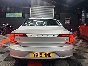 Used 2019 Volvo S90 Momentum Silver - Interior and Exterior details 9
