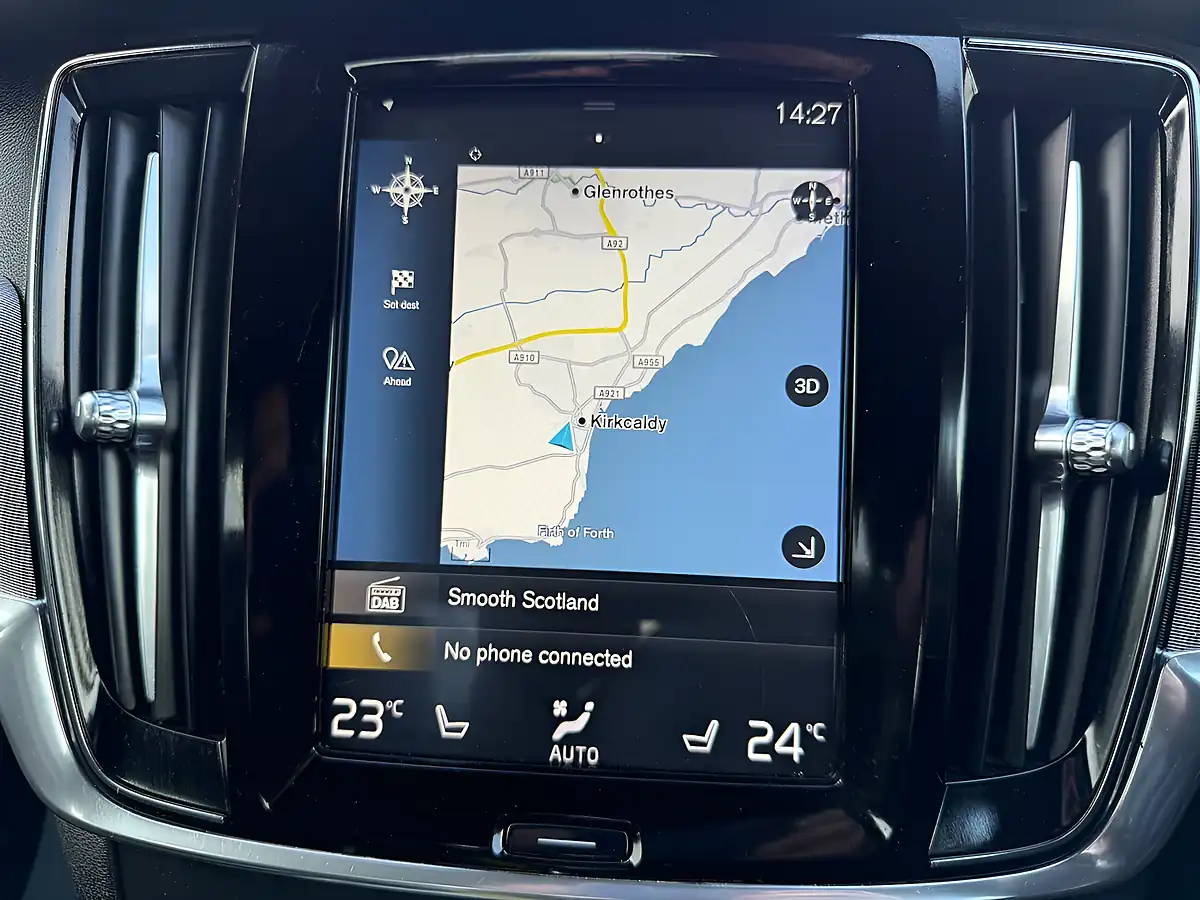 Used 2019 Volvo S90 R-Design Bright Silver - Interior and Exterior details 16