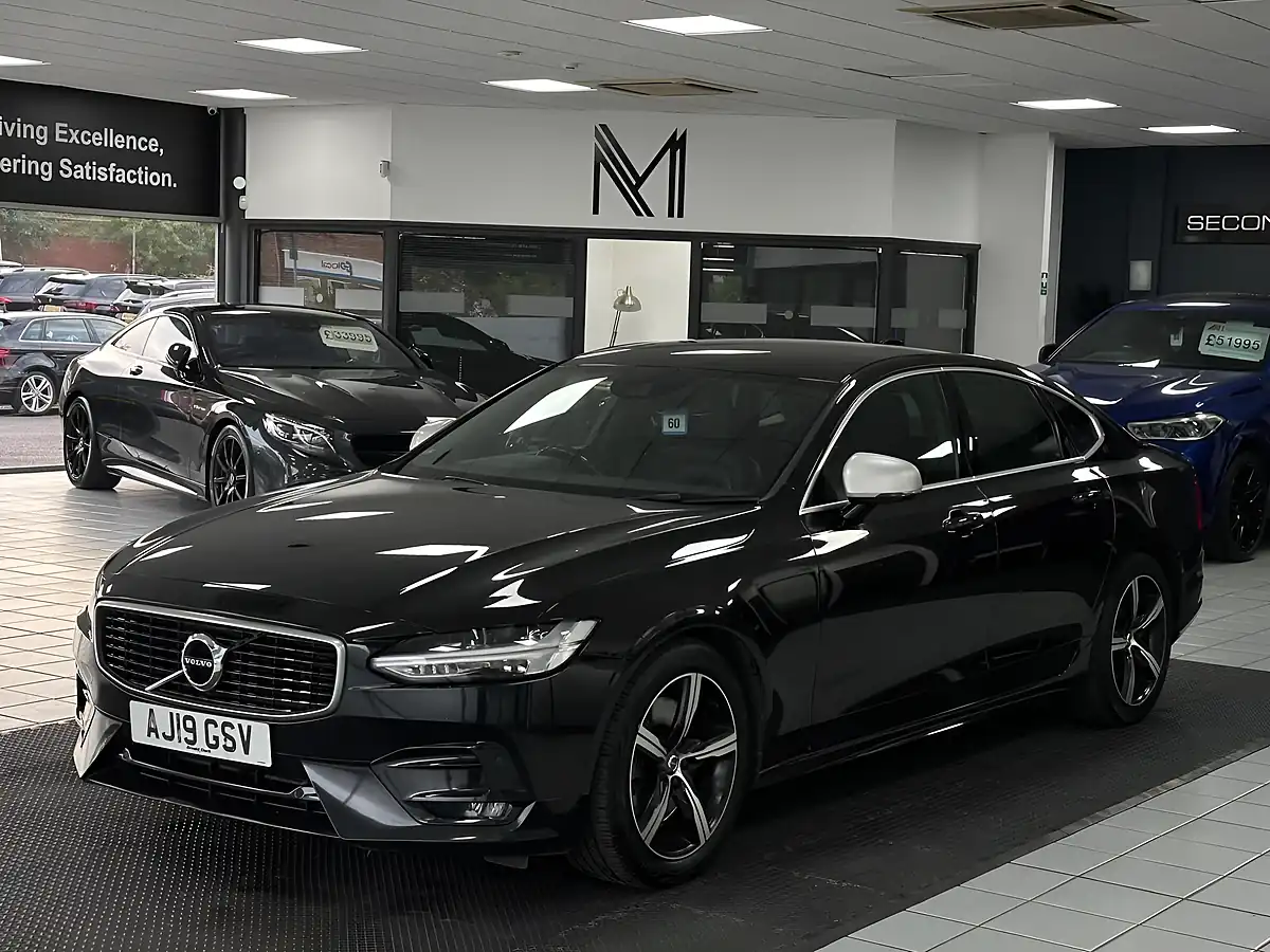 Used 2019 Volvo S90 R-Design Plus Black - Interior and Exterior details 6