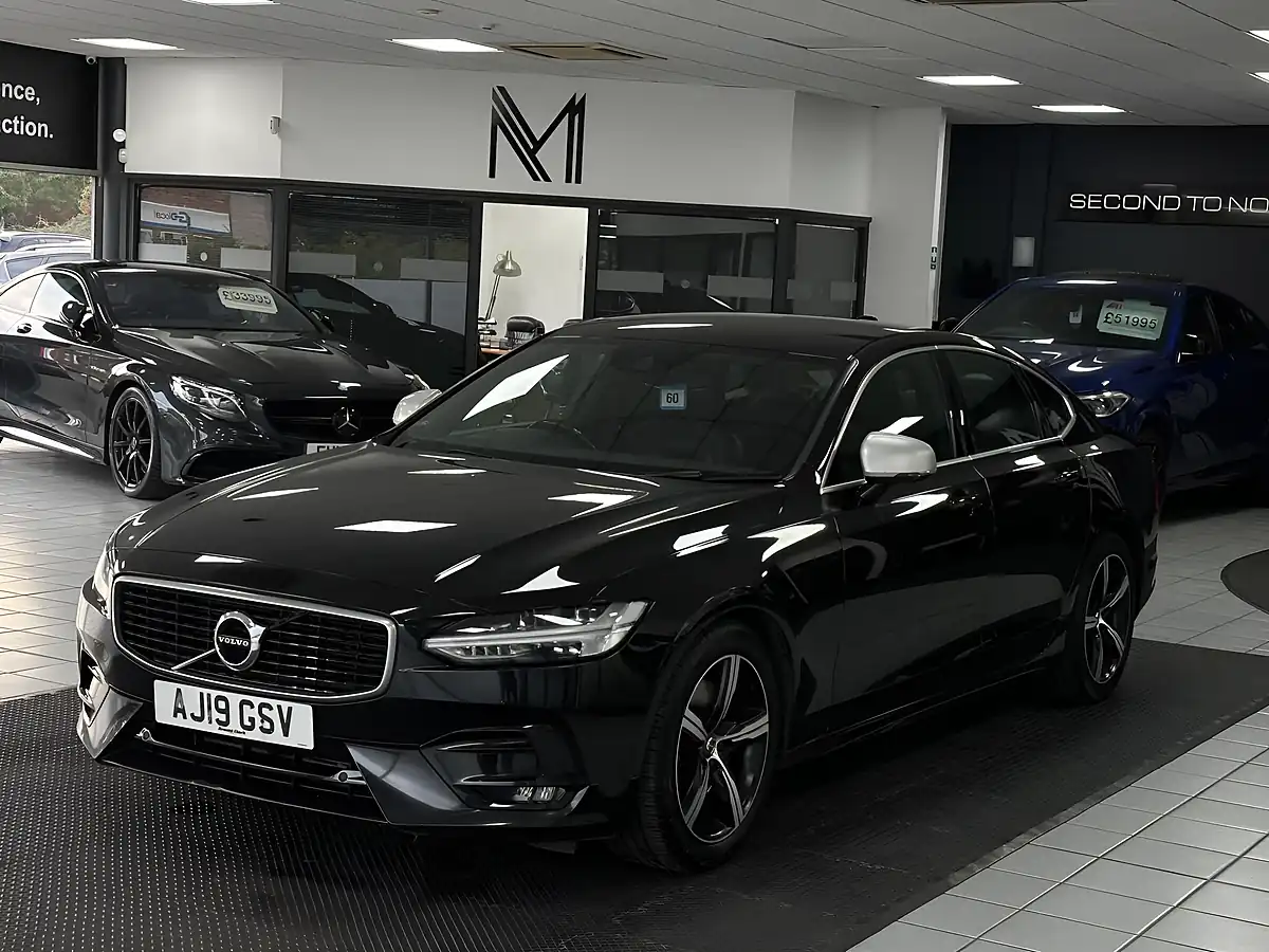 Used 2019 Volvo S90 R-Design Plus Black - Interior and Exterior details 7
