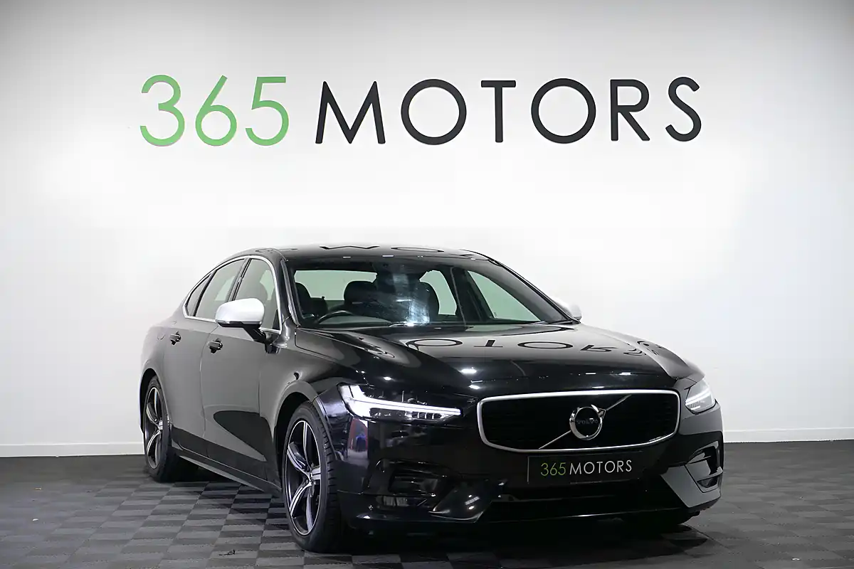 Used 2019 Volvo S90 R-Design Plus Onyx Black - Interior and Exterior details 3