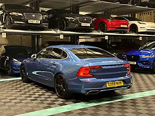Used 2019 Volvo S90 R-Design Pro Blue - Interior and Exterior details 7