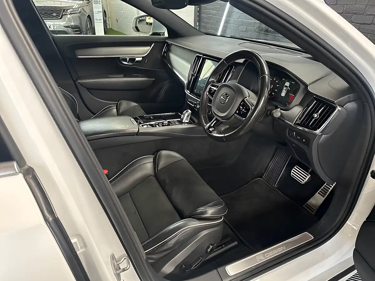 Used 2019 Volvo S90 R-Design Pro Crystal White Pearlescent - Interior and Exterior details 2