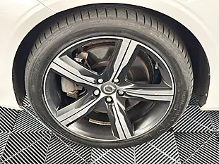 Used 2019 Volvo S90 R-Design Pro Crystal White Pearlescent - Interior and Exterior details 9