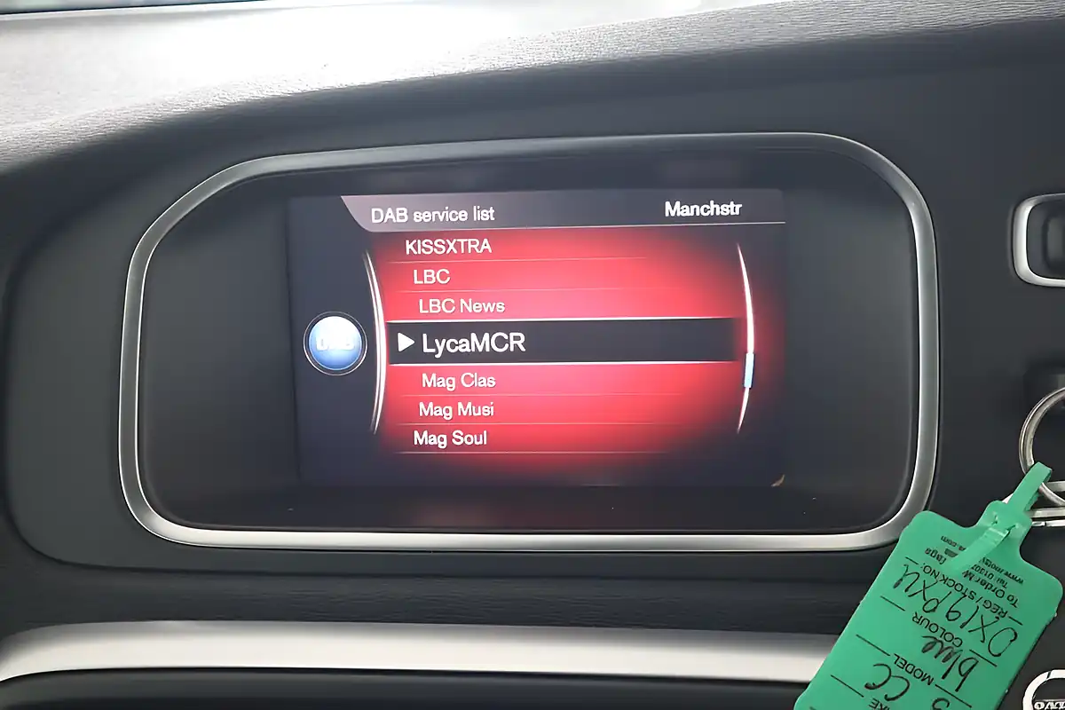 Used 2019 Volvo V40 Cross Country Pro Blue - Interior and Exterior details 14