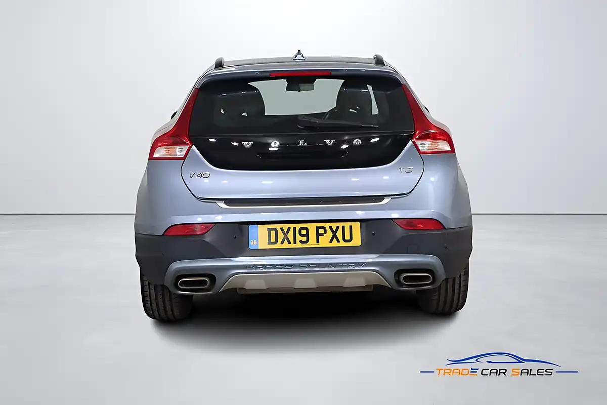 Used 2019 Volvo V40 Cross Country Pro Blue - Interior and Exterior details 5