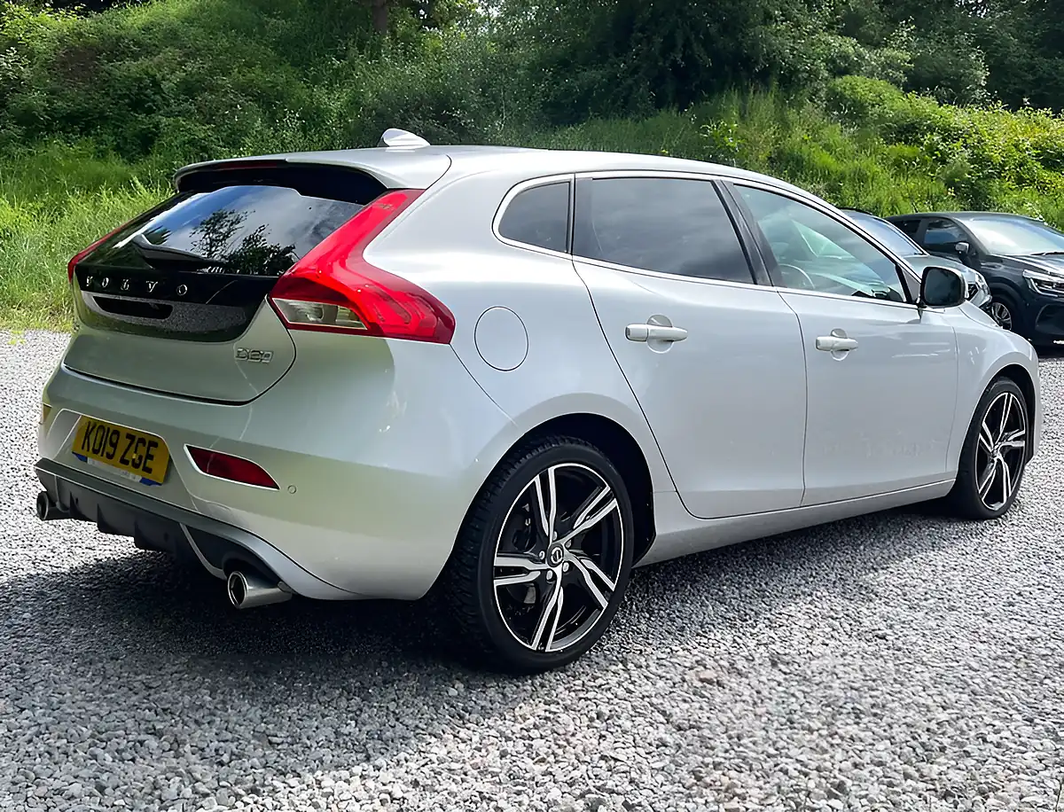 Used 2019 Volvo V40 R-Design Edition Bright Silver - Interior and Exterior details 3