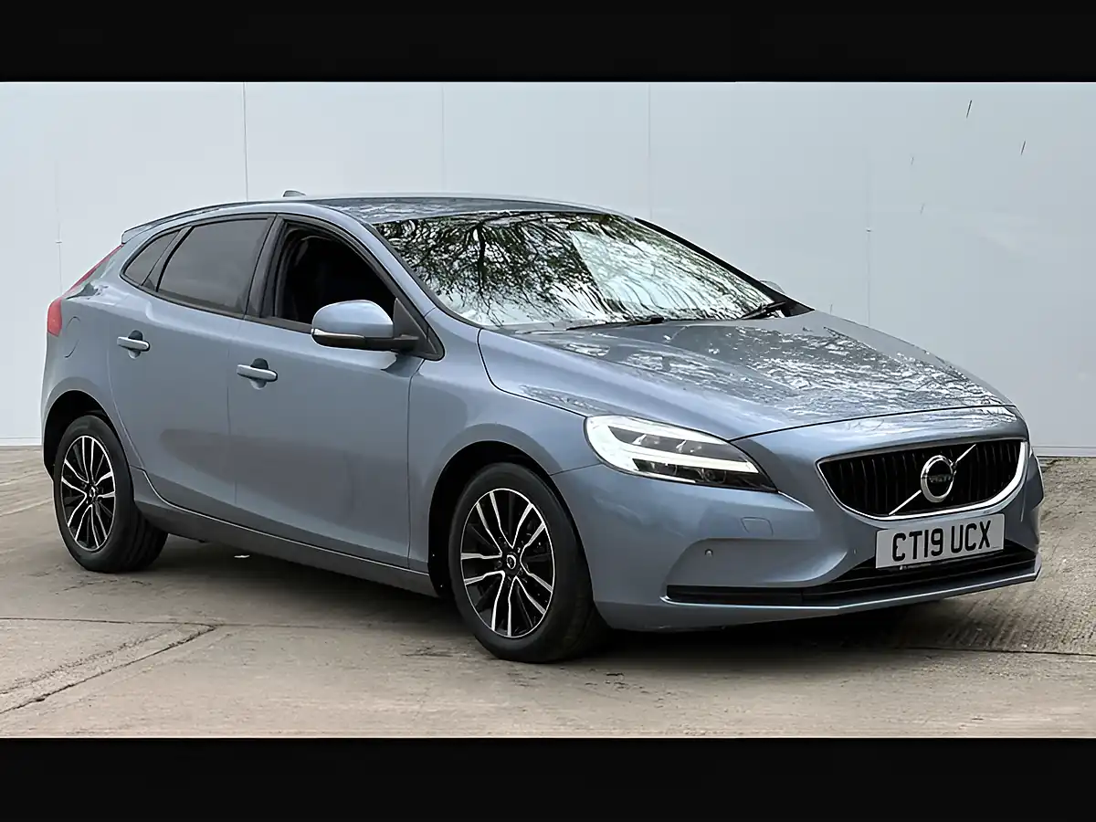 Used 2019 Volvo V40 R-Design Edition Bursting Blue - Front View