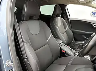 Used 2019 Volvo V40 R-Design Edition Bursting Blue - Interior and Exterior details 13