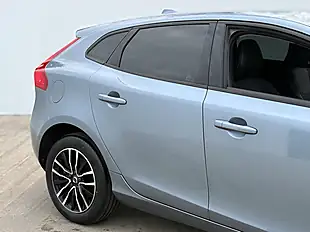 Used 2019 Volvo V40 R-Design Edition Bursting Blue - Interior and Exterior details 6