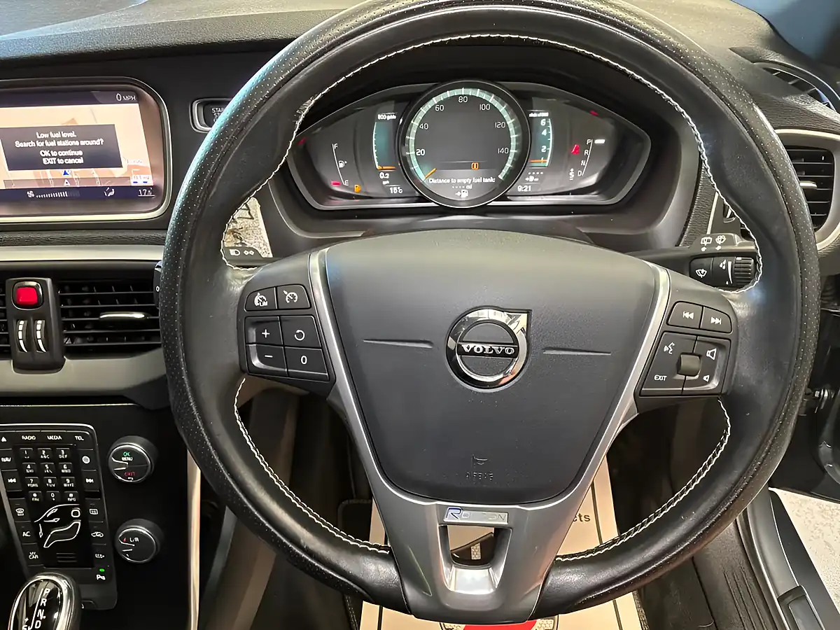 Used 2019 Volvo V40 R-Design Edition Grey - Interior and Exterior details 12