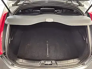 Used 2019 Volvo V40 R-Design Edition Grey - Interior and Exterior details 17