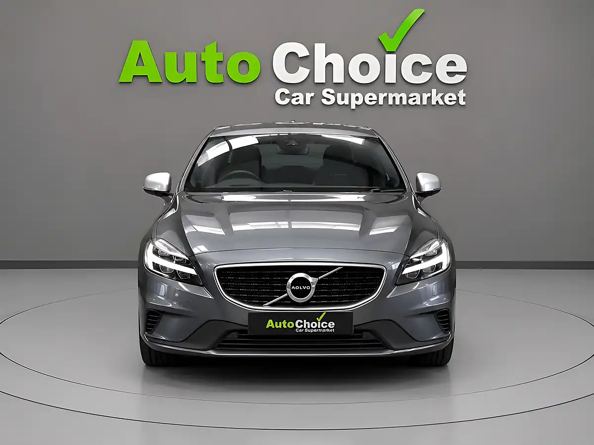 Used 2019 Volvo V40 R-Design Edition Grey - Interior and Exterior details 2