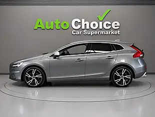 Used 2019 Volvo V40 R-Design Edition Grey - Interior and Exterior details 4