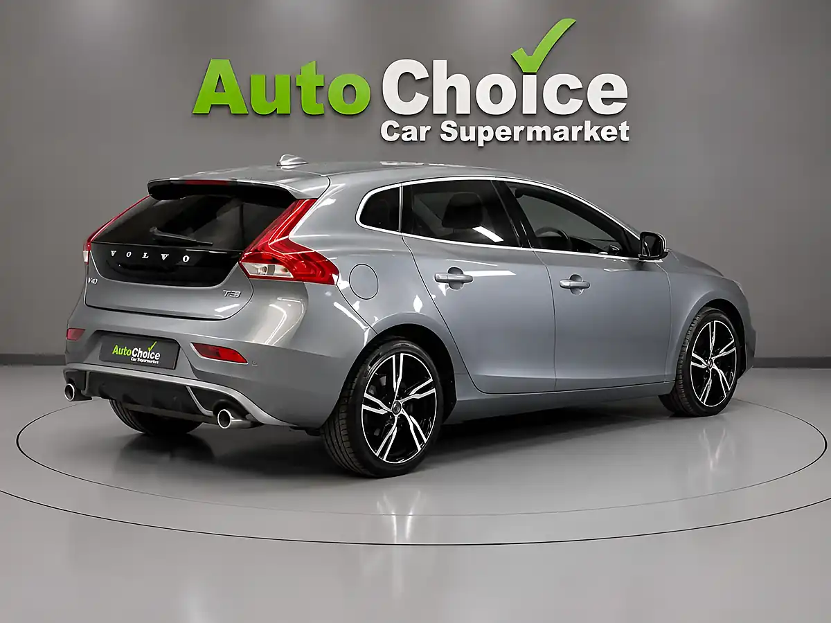 Used 2019 Volvo V40 R-Design Edition Grey - Interior and Exterior details 7