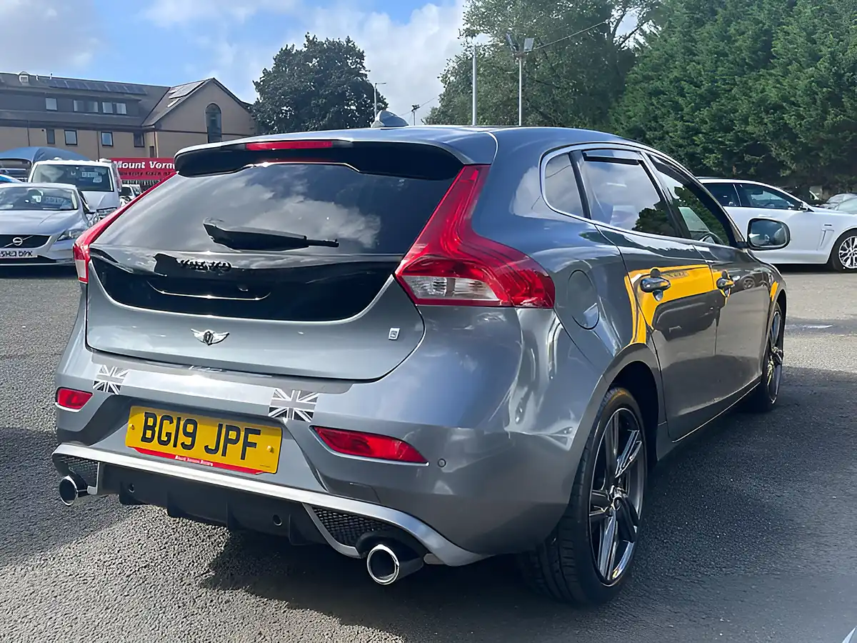Used 2019 Volvo V40 R-Design Edition Grey - Interior and Exterior details 10