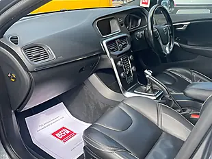 Used 2019 Volvo V40 R-Design Edition Grey - Interior and Exterior details 15