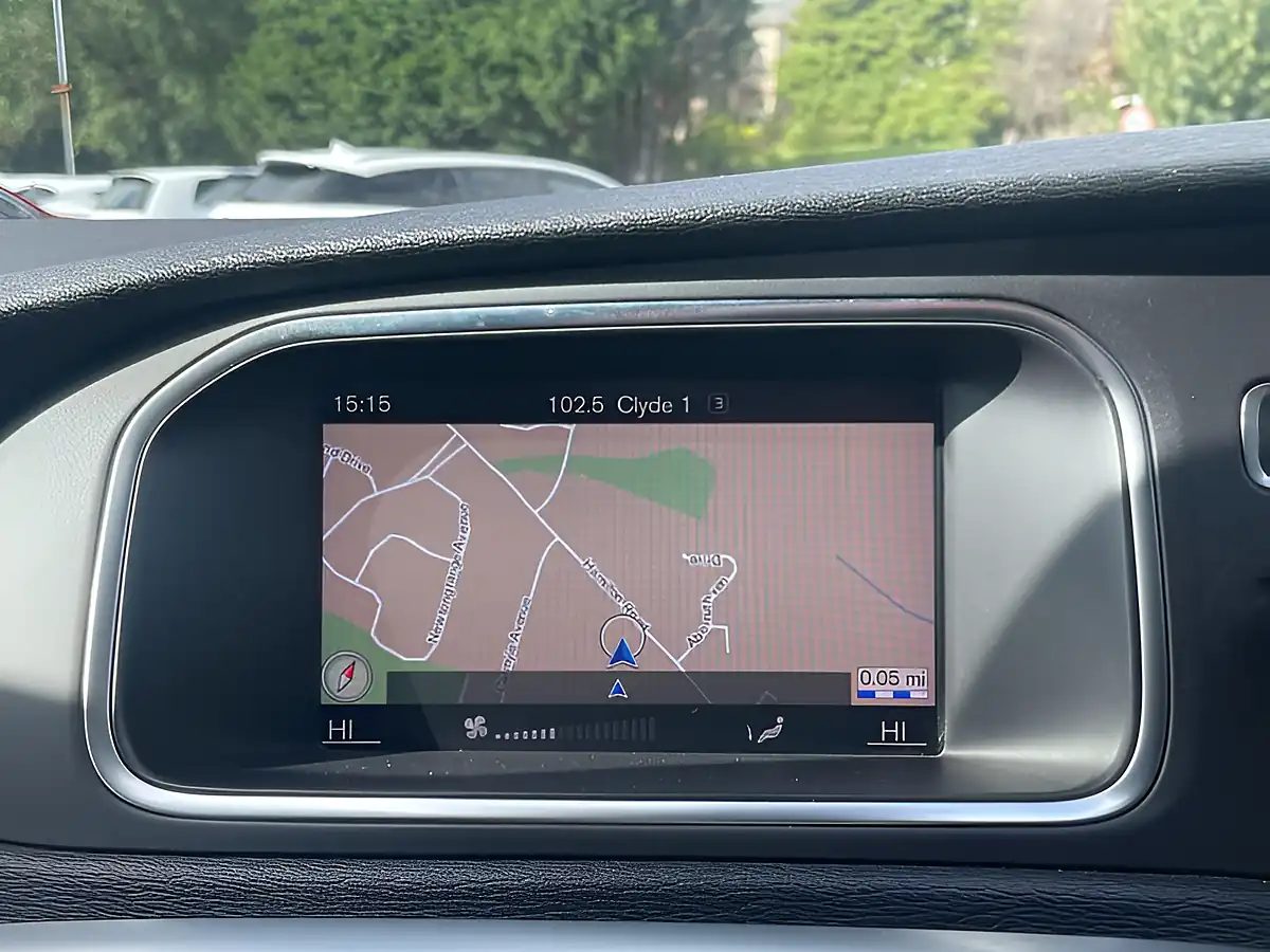 Used 2019 Volvo V40 R-Design Edition Grey - Interior and Exterior details 16