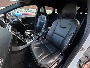 Used 2019 Volvo V40 R-Design Edition Ice White - Interior and Exterior details 10