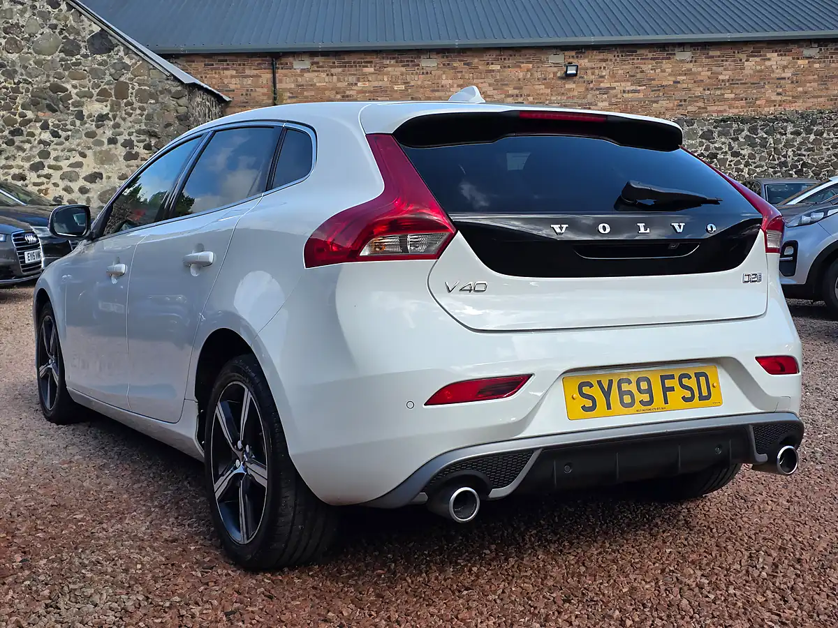 Used 2019 Volvo V40 R-Design Edition Ice White - Interior and Exterior details 15