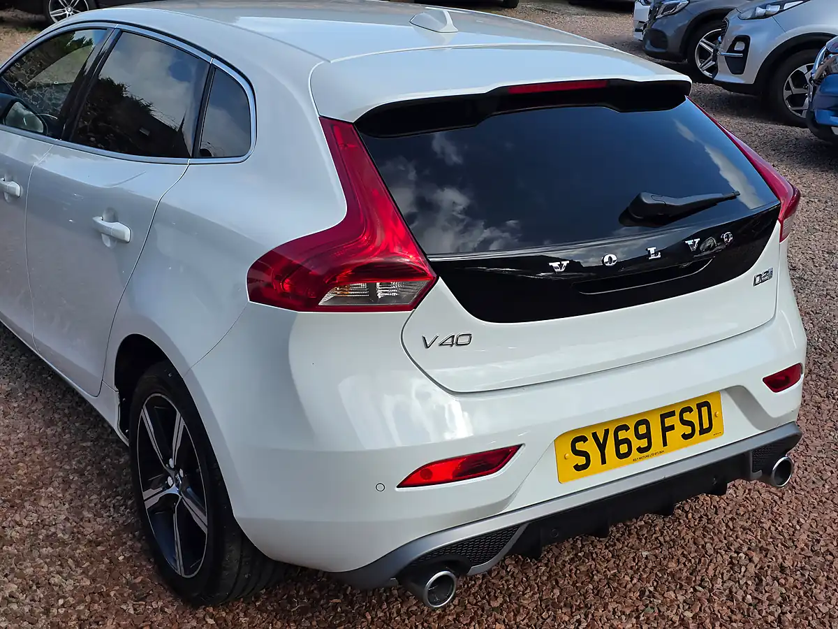 Used 2019 Volvo V40 R-Design Edition Ice White - Interior and Exterior details 16