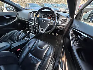 Used 2019 Volvo V40 R-Design Edition Ice White - Interior and Exterior details 8