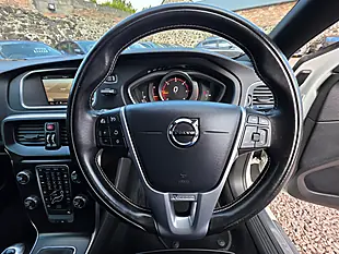 Used 2019 Volvo V40 R-Design Edition Ice White - Interior and Exterior details 9