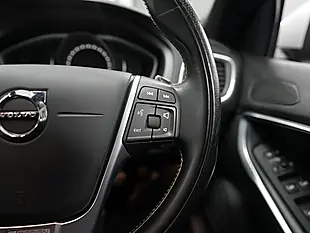 Used 2019 Volvo V40 R-Design Edition Onyx Black - Interior and Exterior details 12