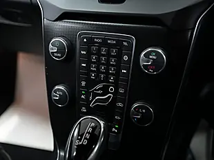 Used 2019 Volvo V40 R-Design Edition Onyx Black - Interior and Exterior details 14