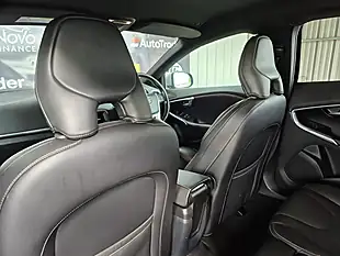 Used 2019 Volvo V40 R-Design Edition Onyx Black - Interior and Exterior details 18