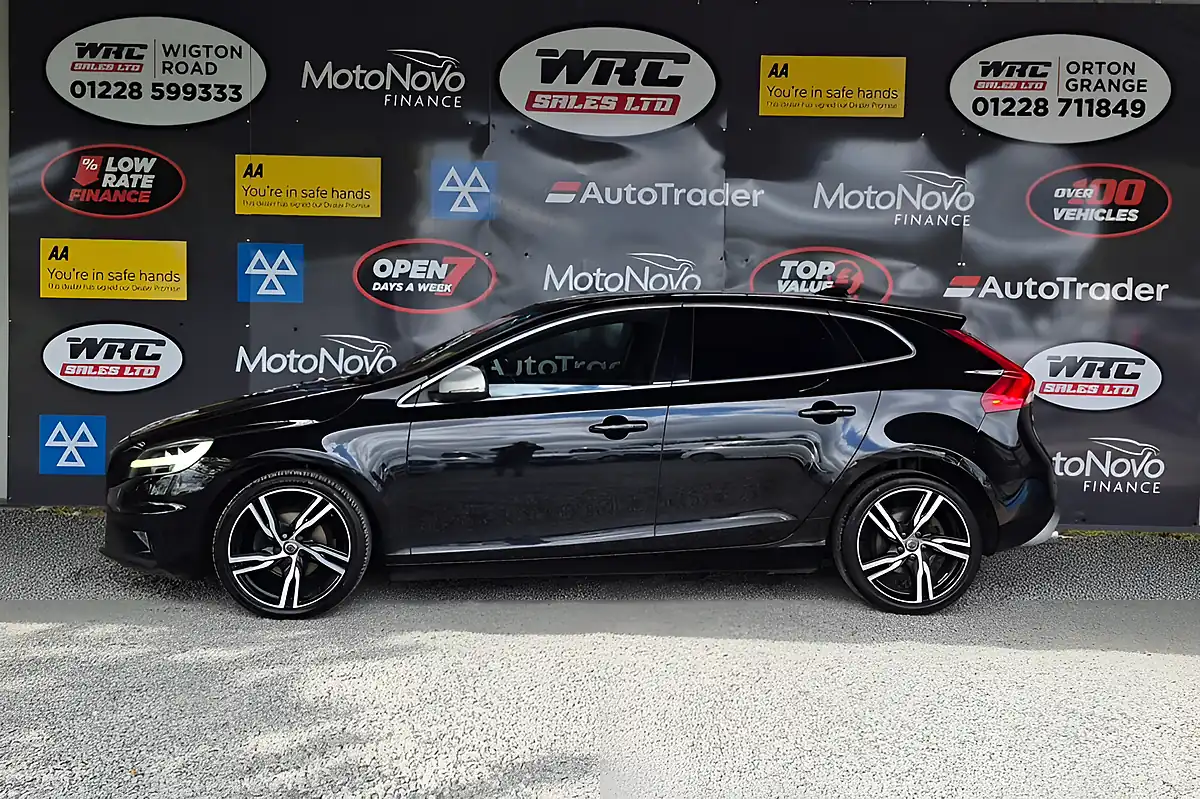 Used 2019 Volvo V40 R-Design Edition Onyx Black - Interior and Exterior details 2