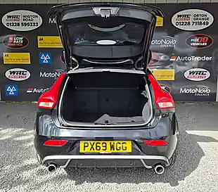 Used 2019 Volvo V40 R-Design Edition Onyx Black - Interior and Exterior details 9
