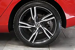 Used 2019 Volvo V40 R-Design Edition Passion Red - Interior and Exterior details 12